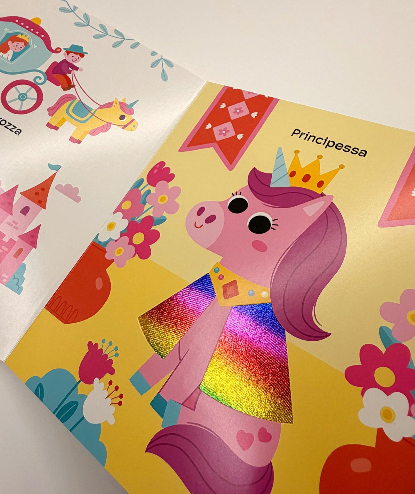 Unicorni. Un libro per ascoltare, toccare e scoprire