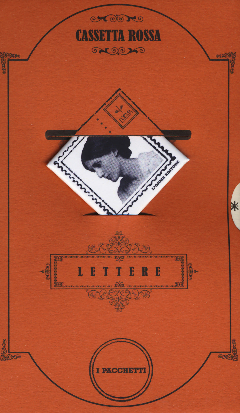 Cassetta rossa. Le lettere degli scrittori: Non chiedere ragione del mio amore. Da Lady Macbeth ad Amleto, le lettere dei personaggi-Come fare la rivoluzione. Lettere di libertà e profezia-Ma la vita è una battaglia. Lettere di libertà e determinazione-T
