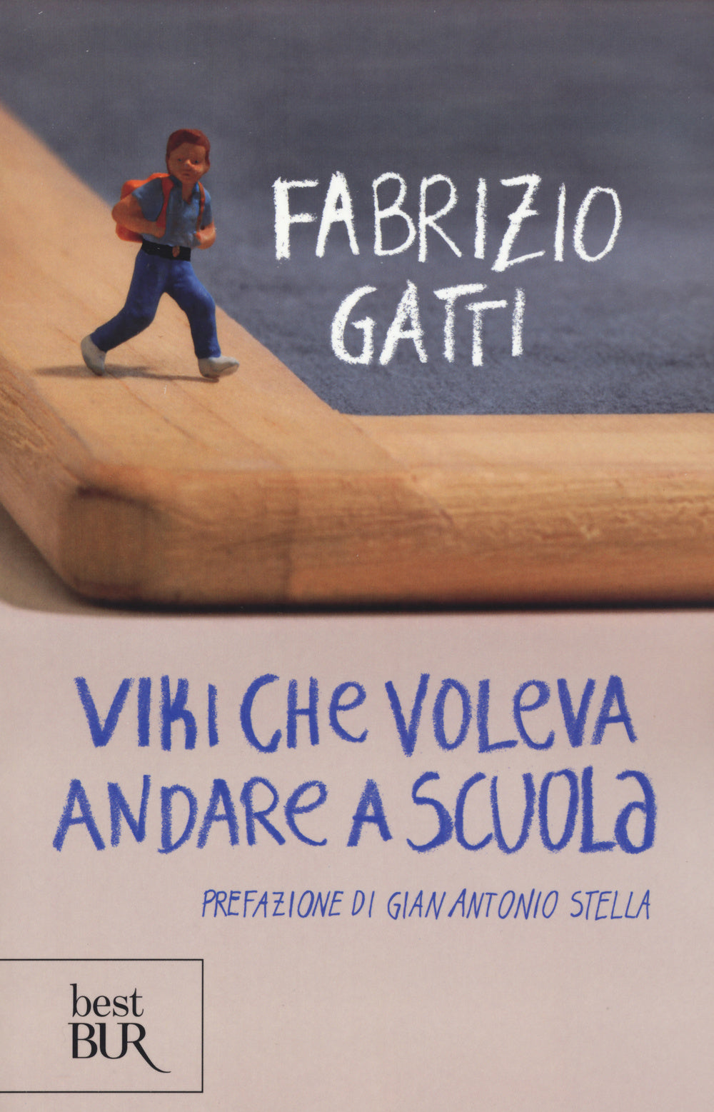 Viki che voleva andare a scuola.